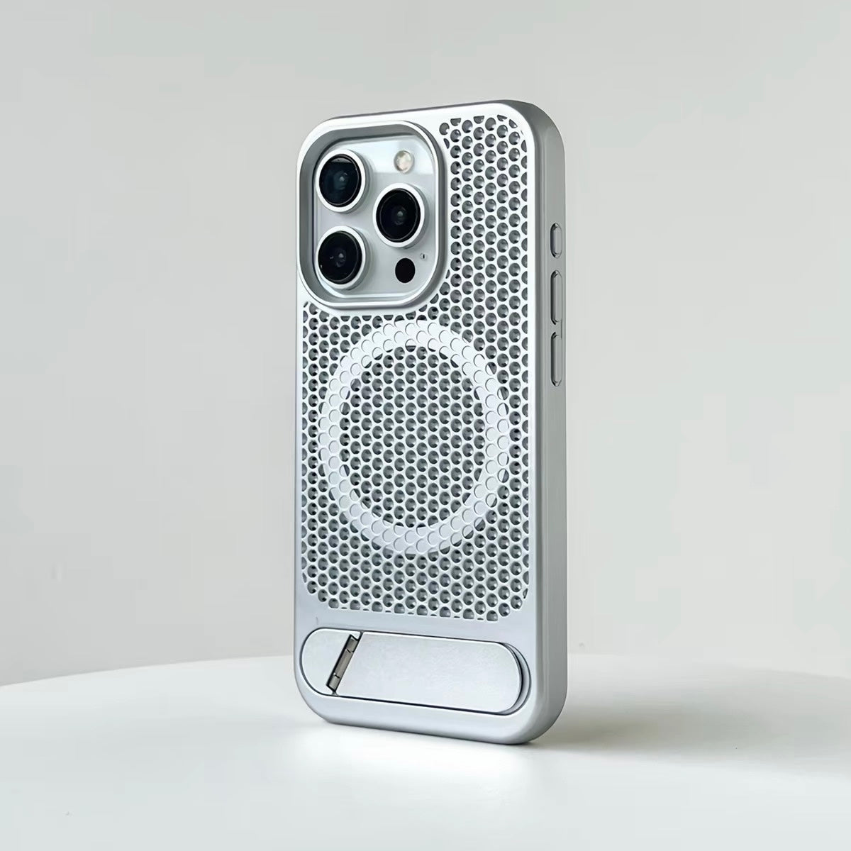 Honeycomb Mesh Case for iPhone - MagSafe Compatible