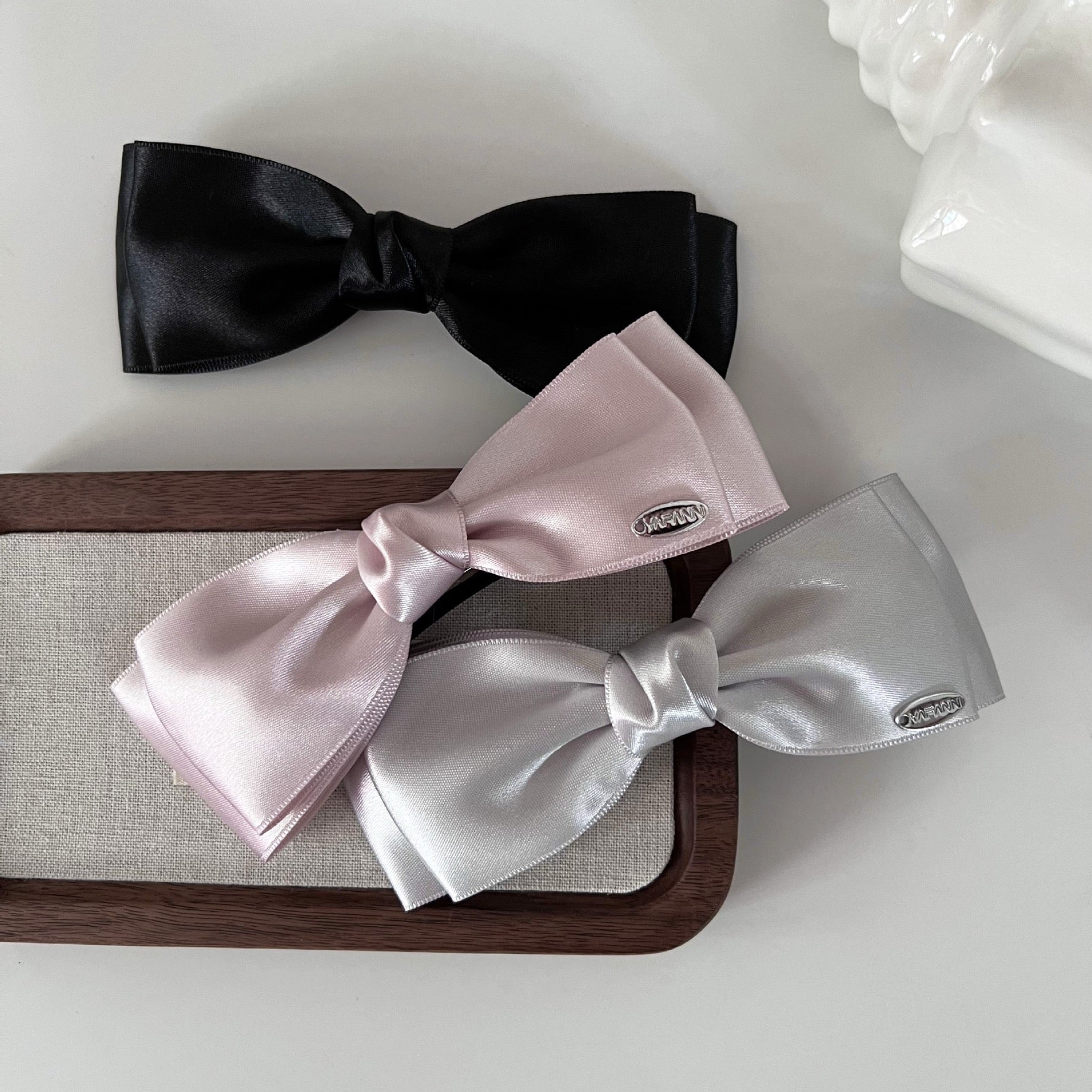 Bow Barrette