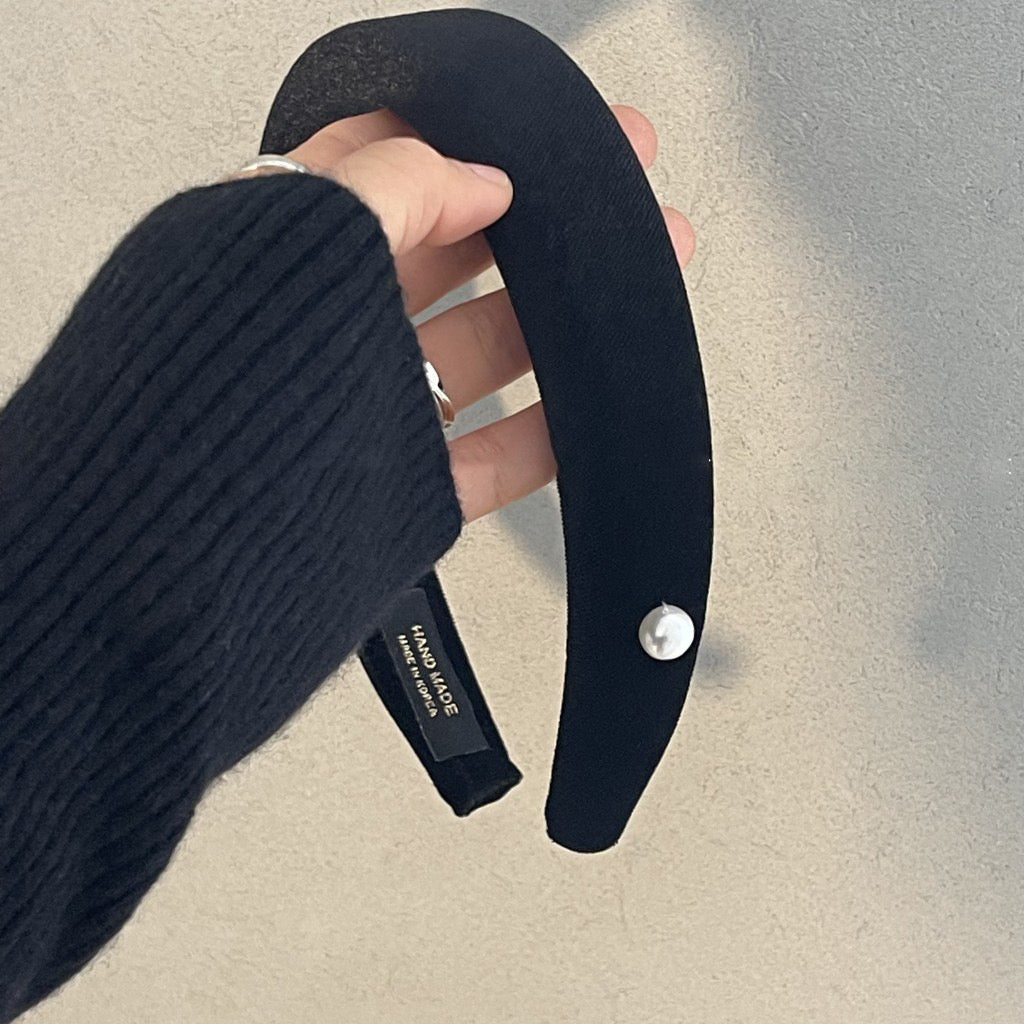 Black Velvet with Pearl Headband