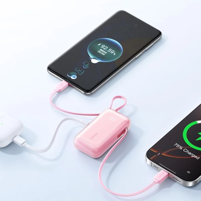 Joyroom JR-PR2 35W Mini Power Bank with Built-in Retractable Type C Cable&Carrying Type C Cable 10000mAh