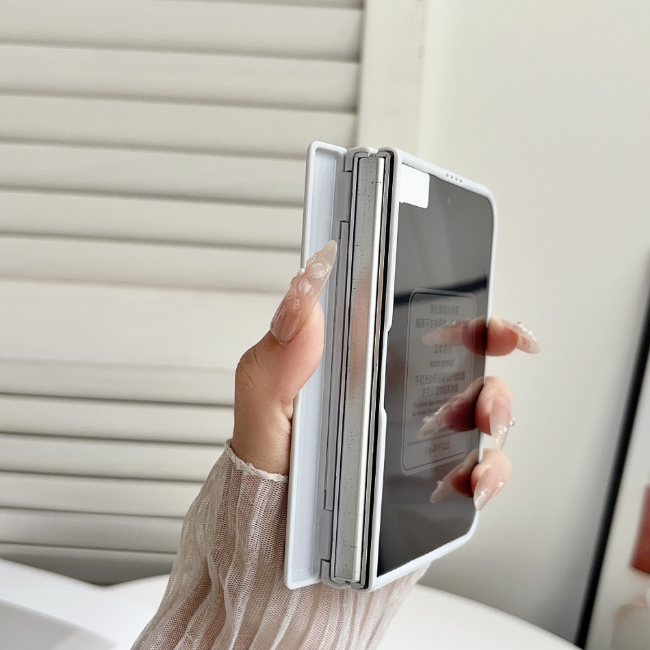Case with Hinge Protection for iPhone Duo - MagSafe Compatible