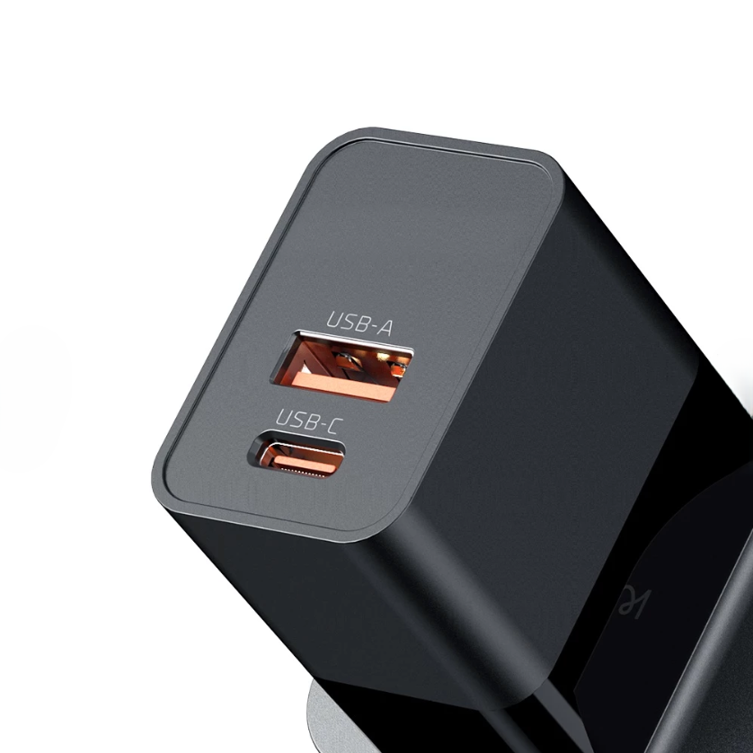 Mcdodo CH-1303 20W 2-Port Fast Charger Kit with USB-C Data Cable