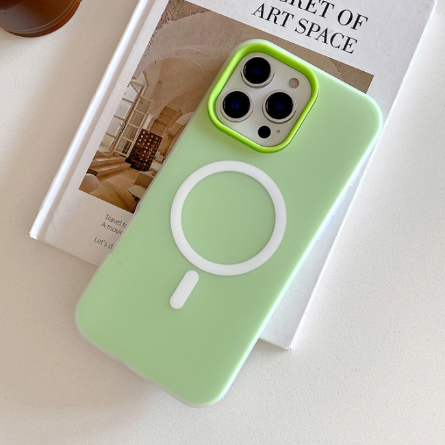 Basic Case for iPhone - MagSafe Compatible